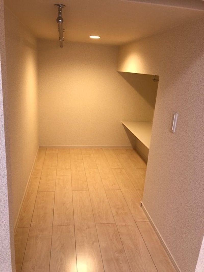 ミランダアイリス 収納