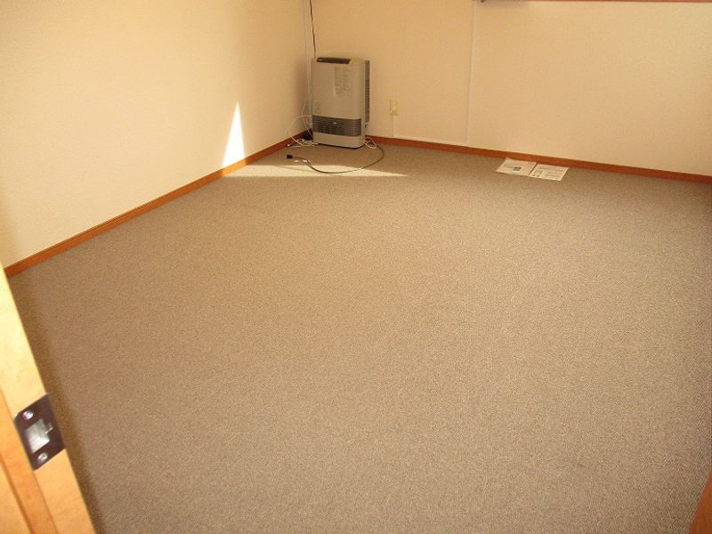レオパレスフロリード 寝室