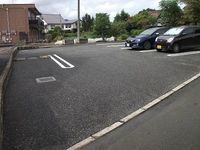 レオネクストＴＡＫＡＩＫＥ 駐車場