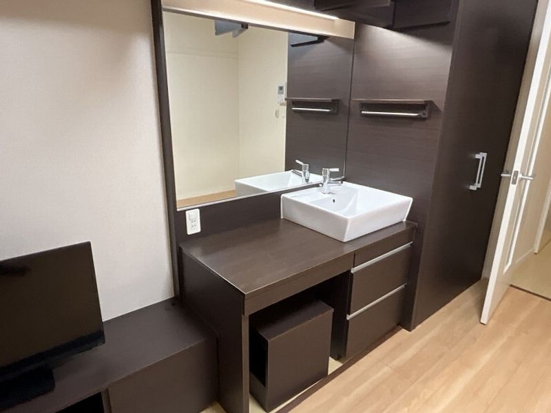 LEONEXT Excel Asahi VI 세면대