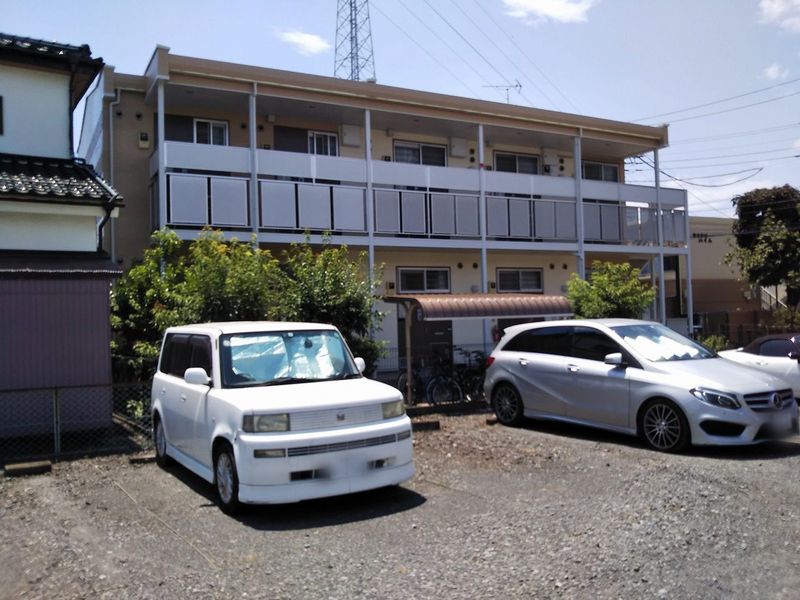 レオパレスＳ＆Ｉ 駐車場