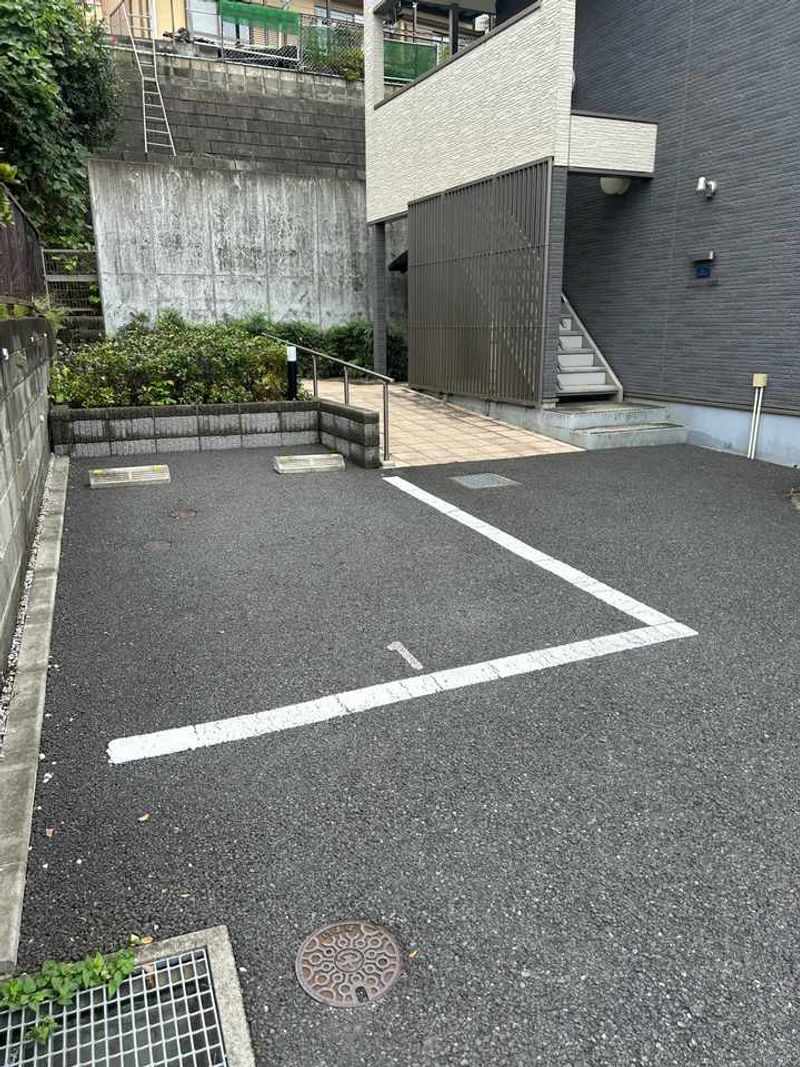 クレイノビュートップ相原 駐車場