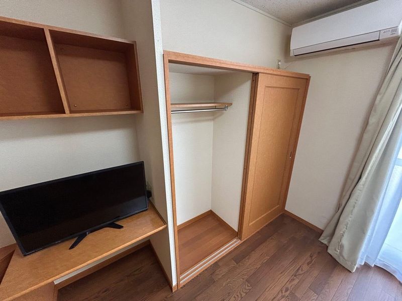 レオパレスグレーシーせきの上 収納