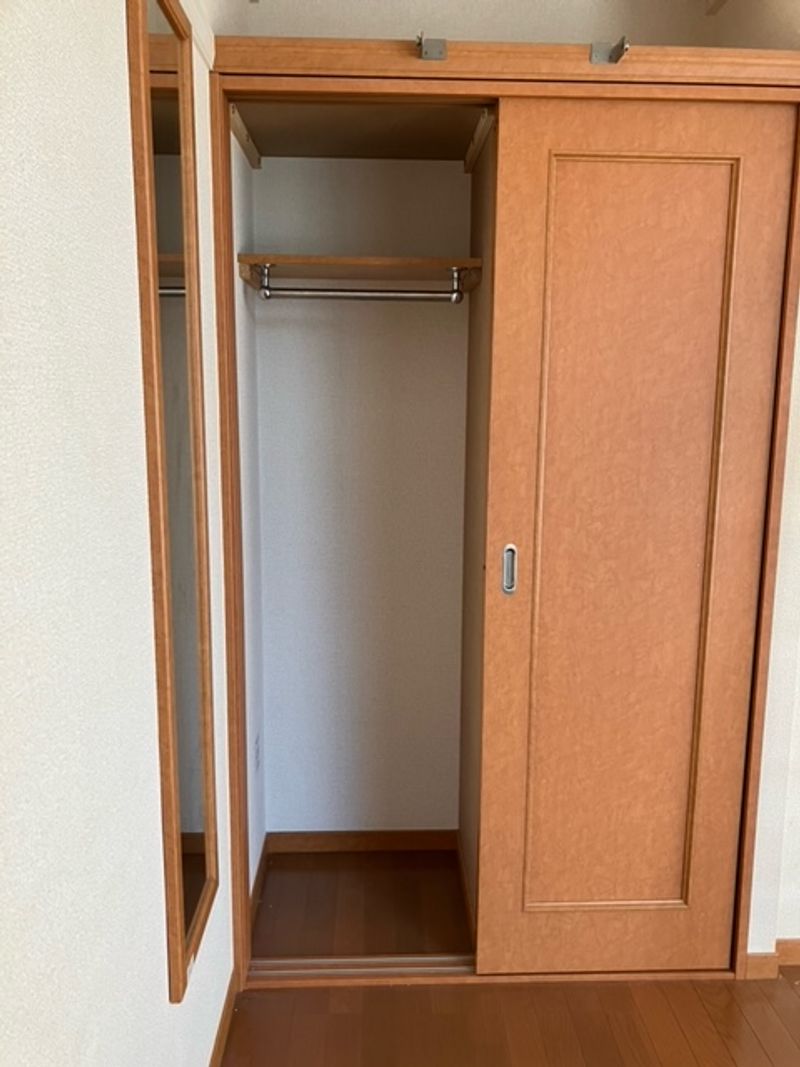 レオパレスメロディーベルイノⅡ 収納