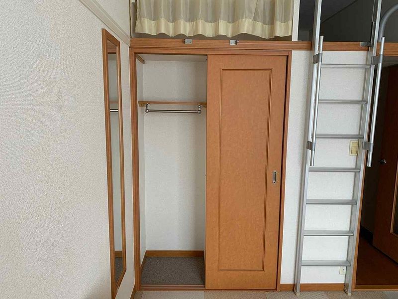 レオパレスＣａｓａＦｅｌｉｃｅ 収納
