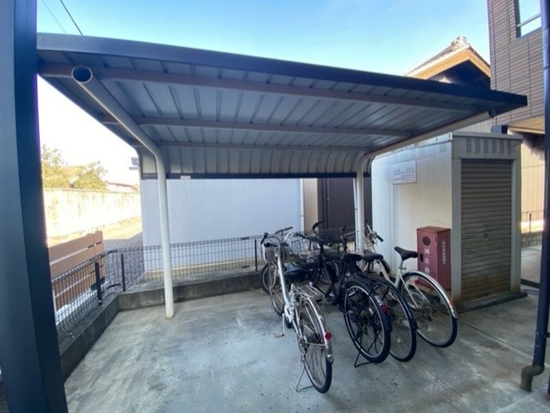 レオパレス里風 共用部分