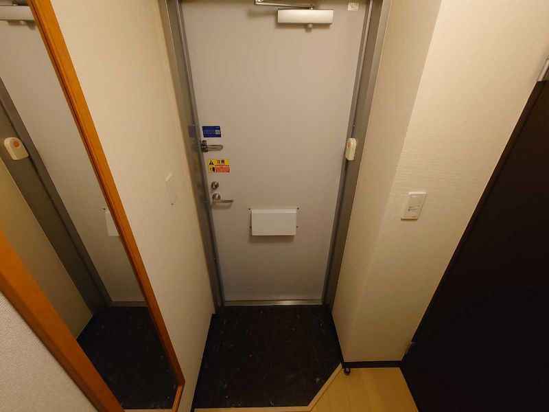 レオネクストディアス 玄関