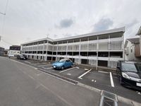 レオパレスレイクサイド 外観