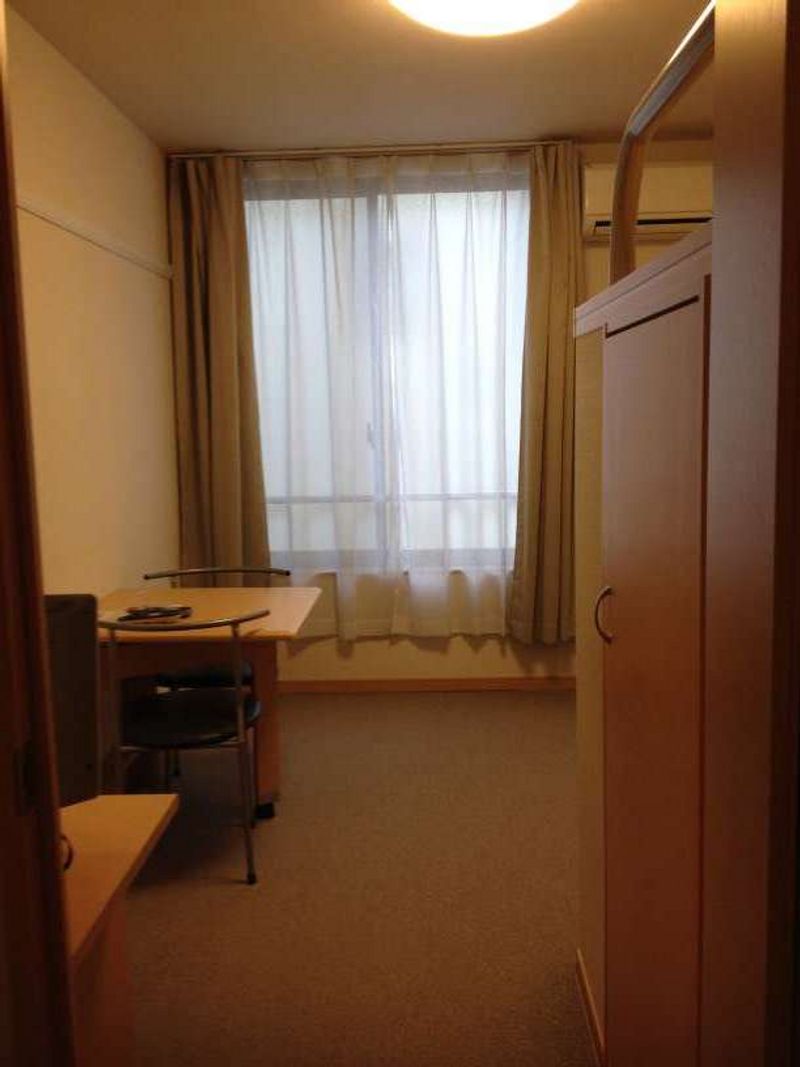 レオパレスセイント東砂 居間