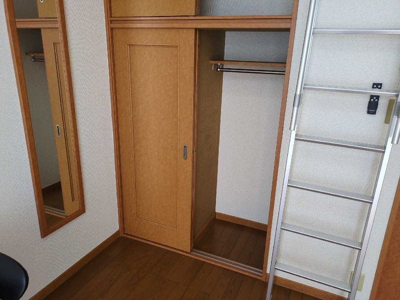 レオパレスエクセル 収納