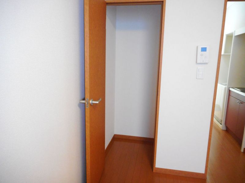 レオパレス若葉ハイツ 収納