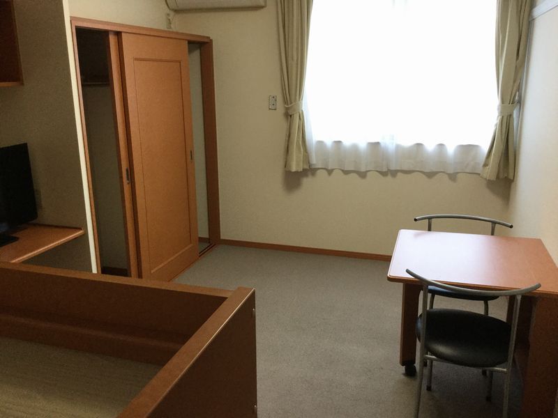 レオパレスソクラテス 居間