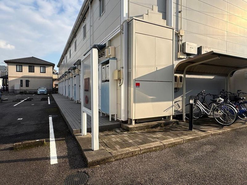 レオパレス幸田Ａ エントランス