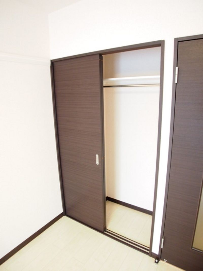 レオネクストアローマ稲毛 収納