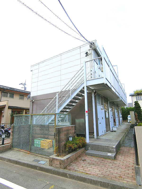 レオパレス聖蹟 外観