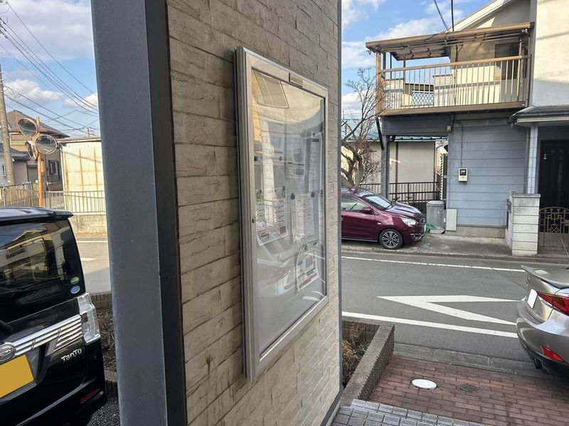 レオパレスガウディ エントランス