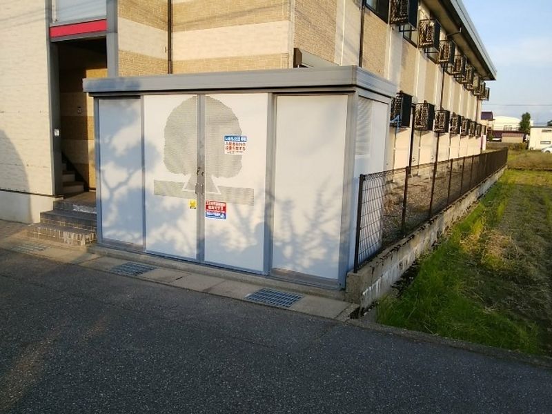 レオパレスボヌール 共用部分