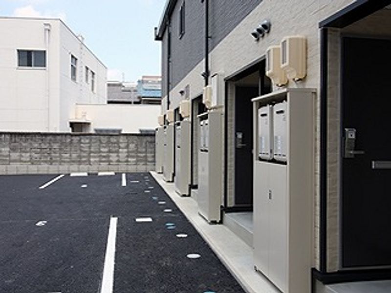 レオパレス松本 駐車場
