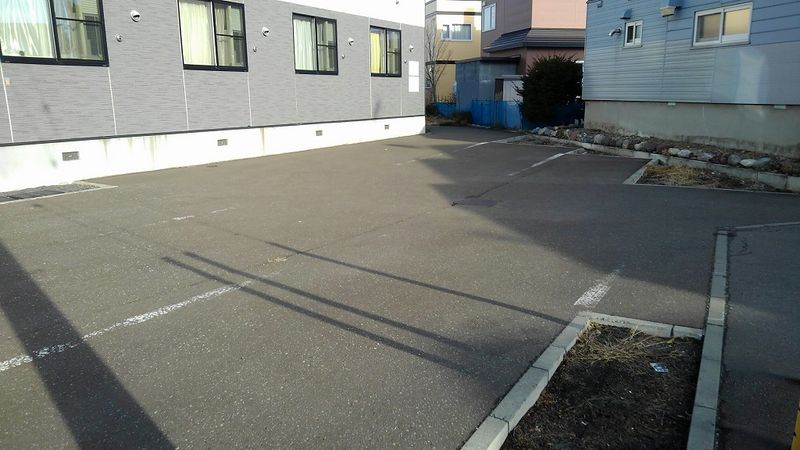 レオパレスＳＨＩＮ前田 駐車場
