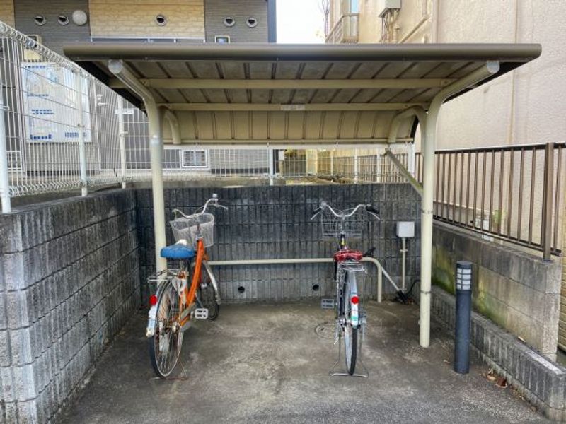 レオパレスメゾン若葉台 共用部分
