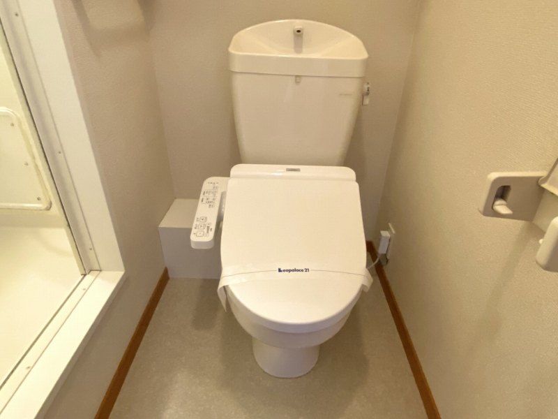 レオパレス小曽根 トイレ
