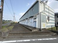 レオパレスアジサイ エントランス