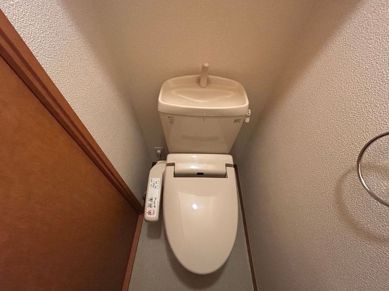 レオパレス光 トイレ