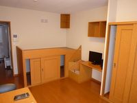 レオパレス波岡弐 収納