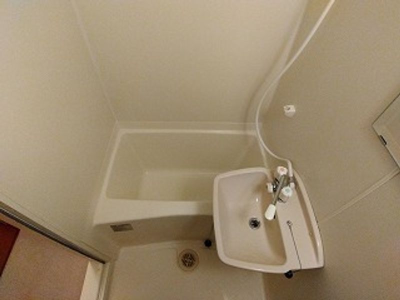 レオパレス一本杉 風呂