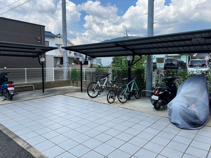 レオネクストカーサカメヤマ 共用部分