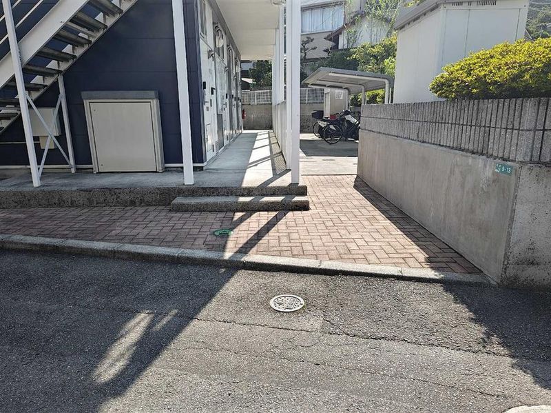 レオパレスＥＳＳＯＲ祝谷 エントランス