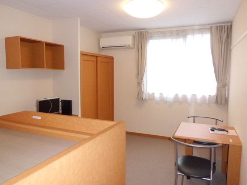 レオパレスサンセール丸山台Ⅱ 居間