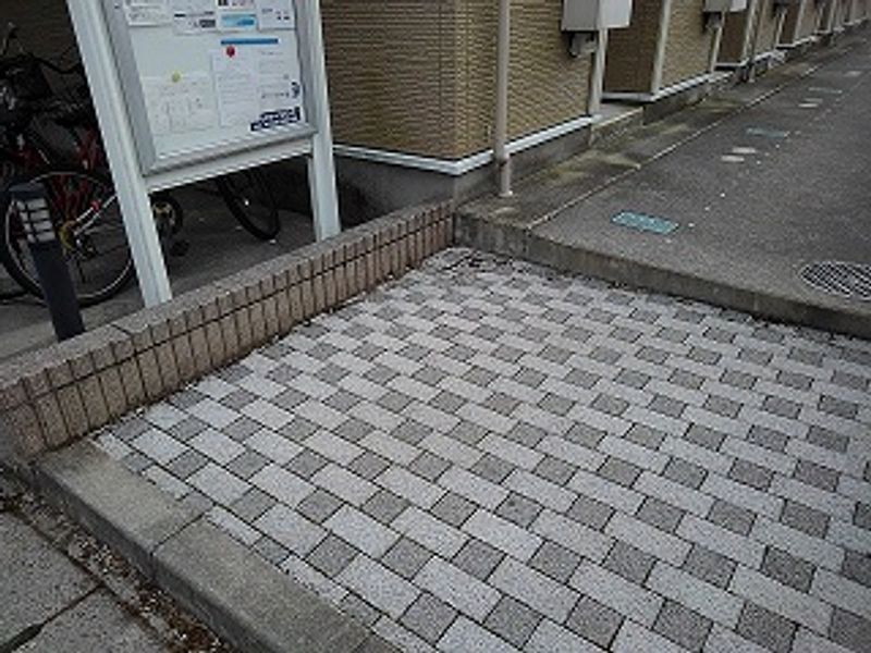 レオネクストアメニティⅡ エントランス