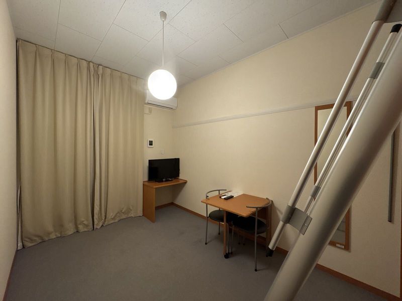 レオパレス彩Ⅱ 居間