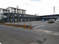 レオパレス川津 駐車場