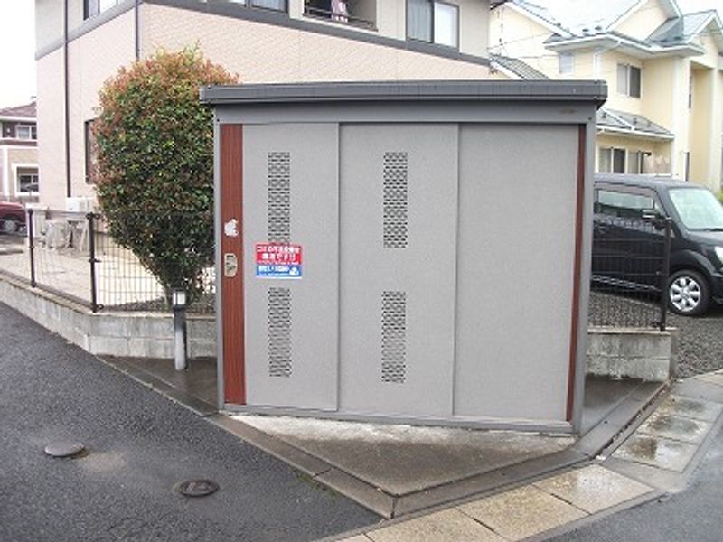 レオパレスラ　ポム　ウルーズ 共用部分