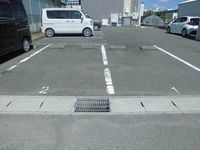 レオパレスカイト 駐車場
