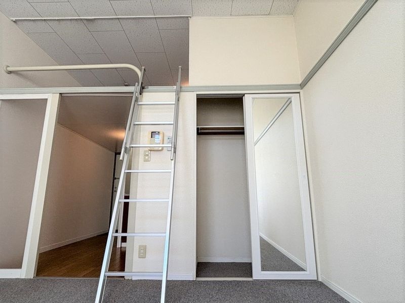 レオパレス渓−せせらぎ− 収納