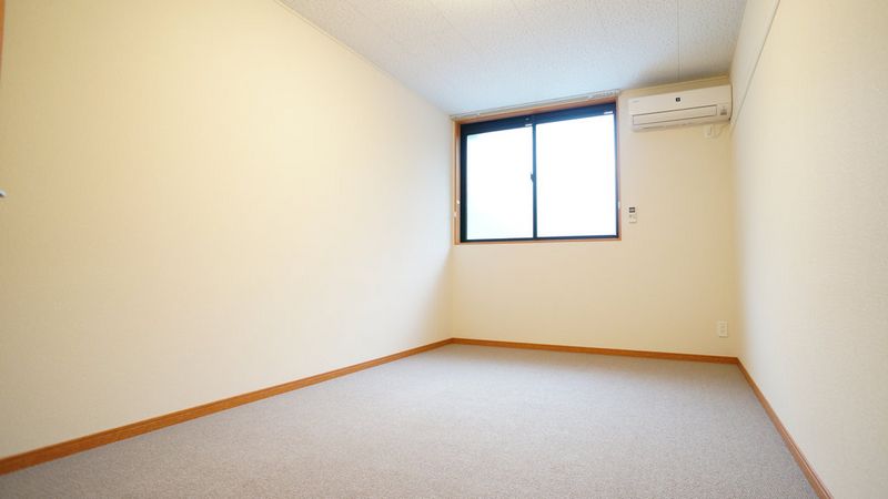 leopalace Est Bedroom