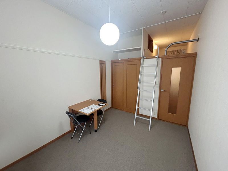 leopalace Vanforesta Living room