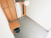 レオパレスホワイトプラム 居間