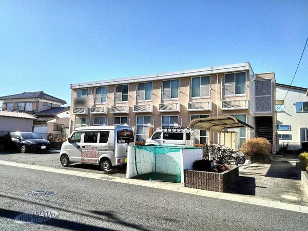 レオパレスピュア 外観