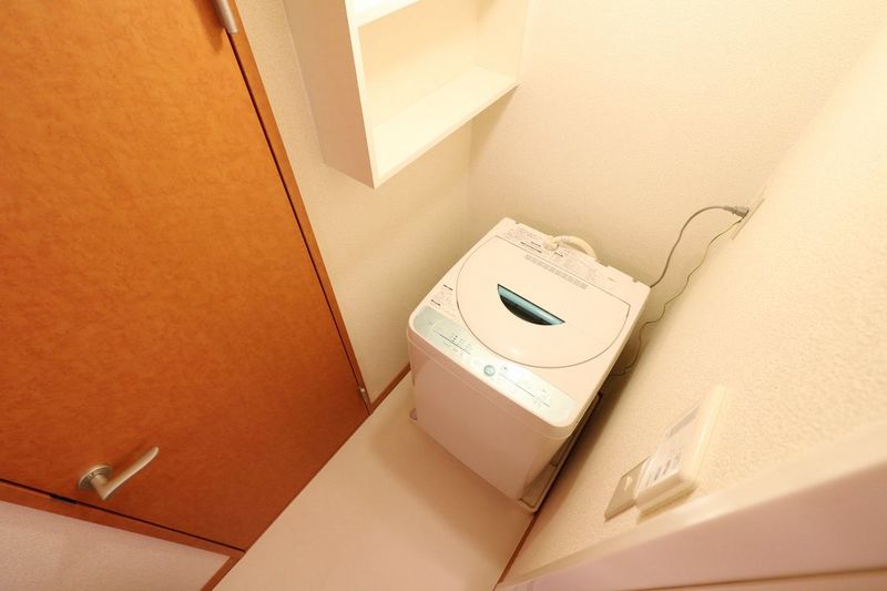 レオパレスフォーティウィンクス 洗面所