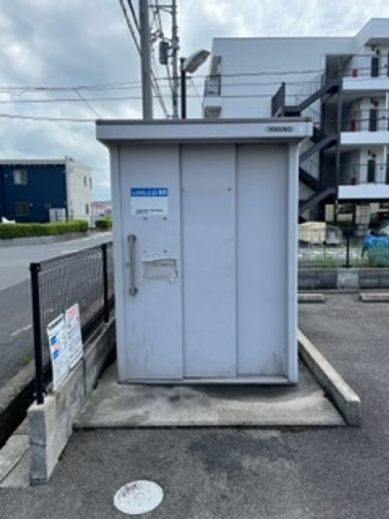 レオパレスフローラ　Ｋ 共用部分