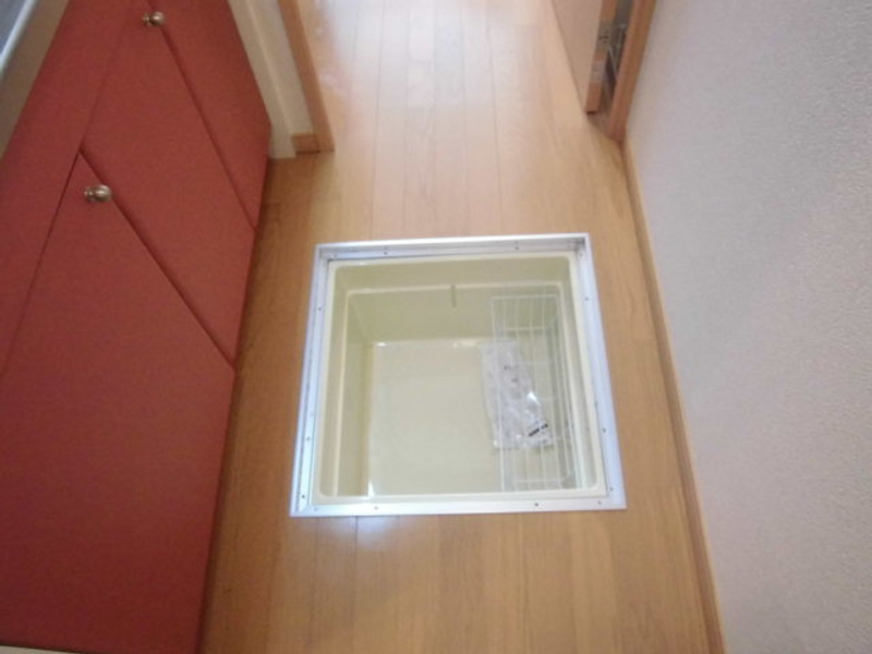 LEONEXT UENO Storage