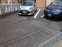 レオパレスフィレンツェ湘南 駐車場