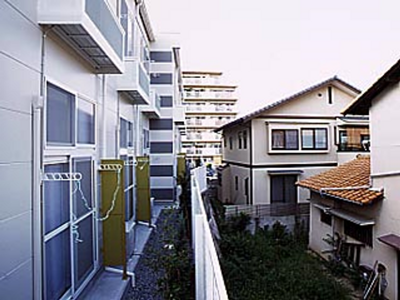 レオパレスコスモ京山 バルコニー