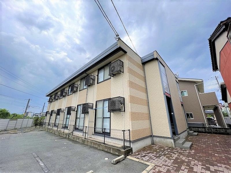 レオパレスホーリーラブ 駐車場