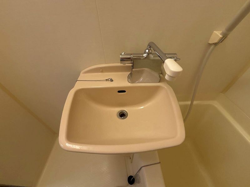 レオパレスアイリス 洗面台