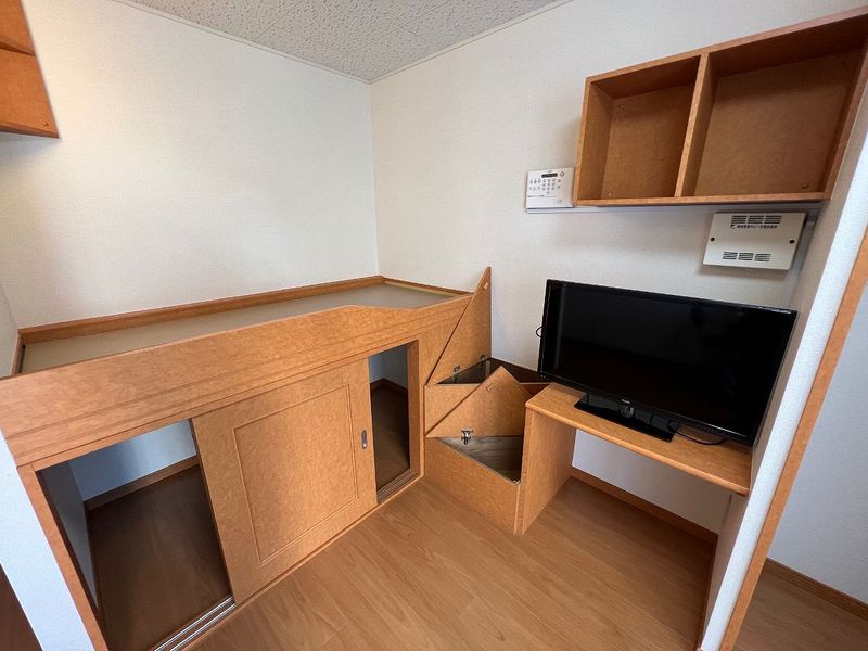 レオパレス壺屋 居間